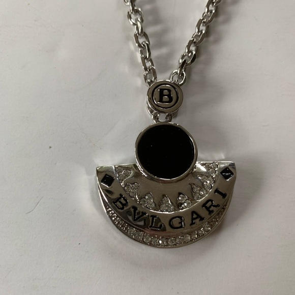 Women’s earrings and necklace Set. - Picture 4 of 6